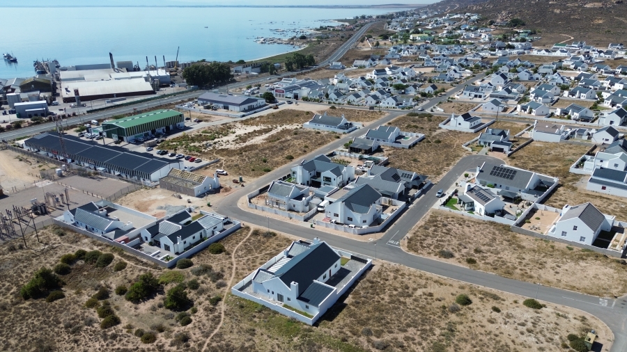 4 Bedroom Property for Sale in Harbour Lights Western Cape